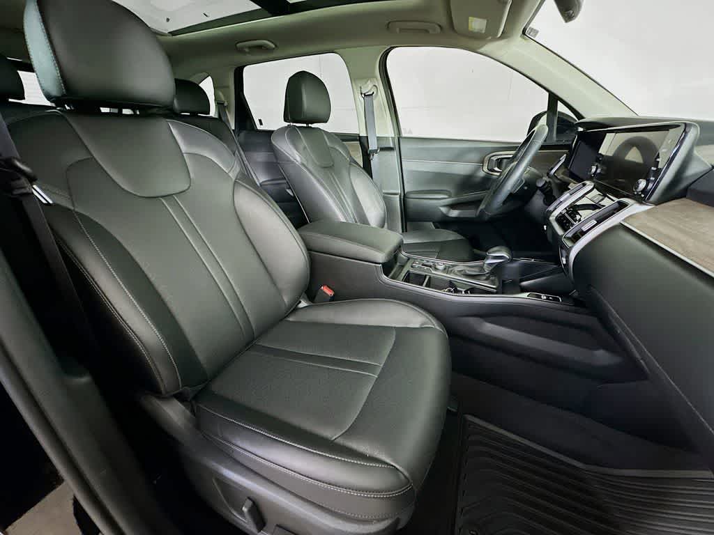 Thumbnail: 2023 Kia Sorento - 15