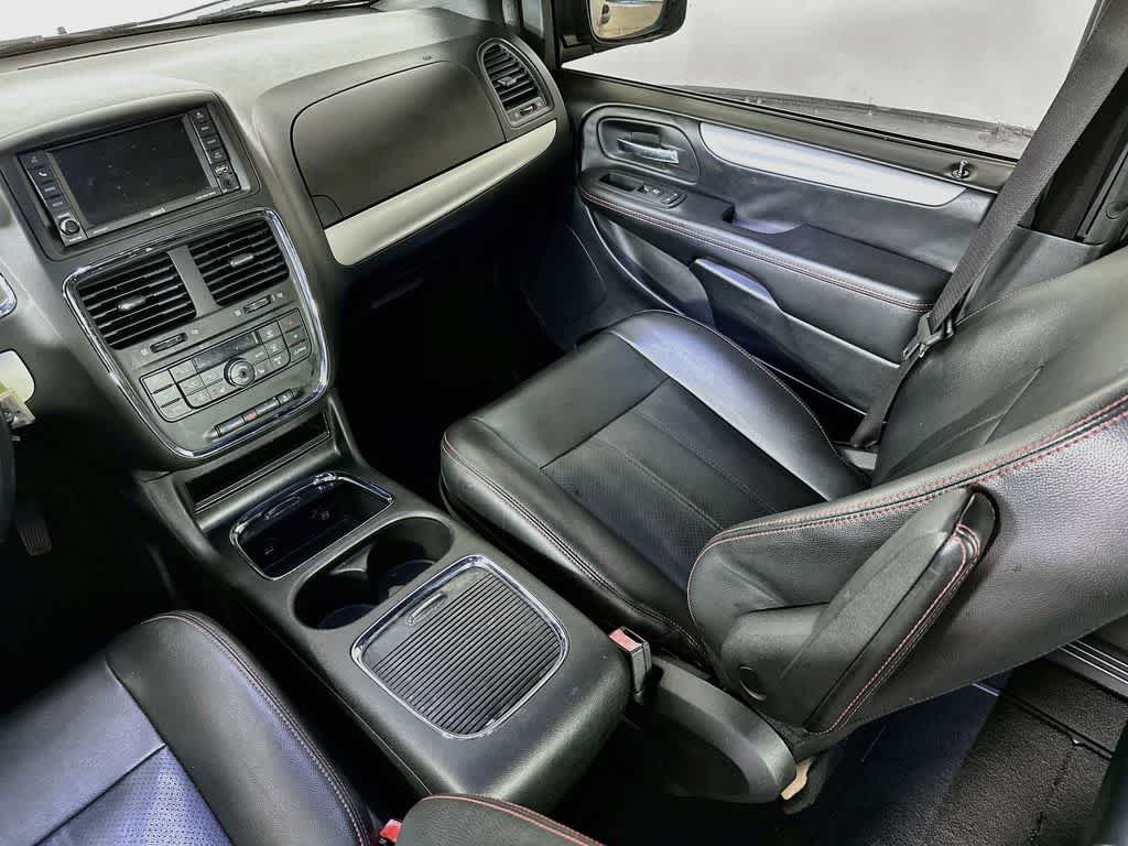 Thumbnail: 2019 Dodge Grand Caravan - 11