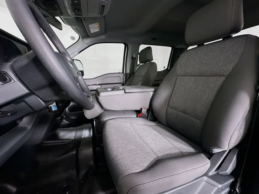 Thumbnail: 2026 Ford F-250 - 12