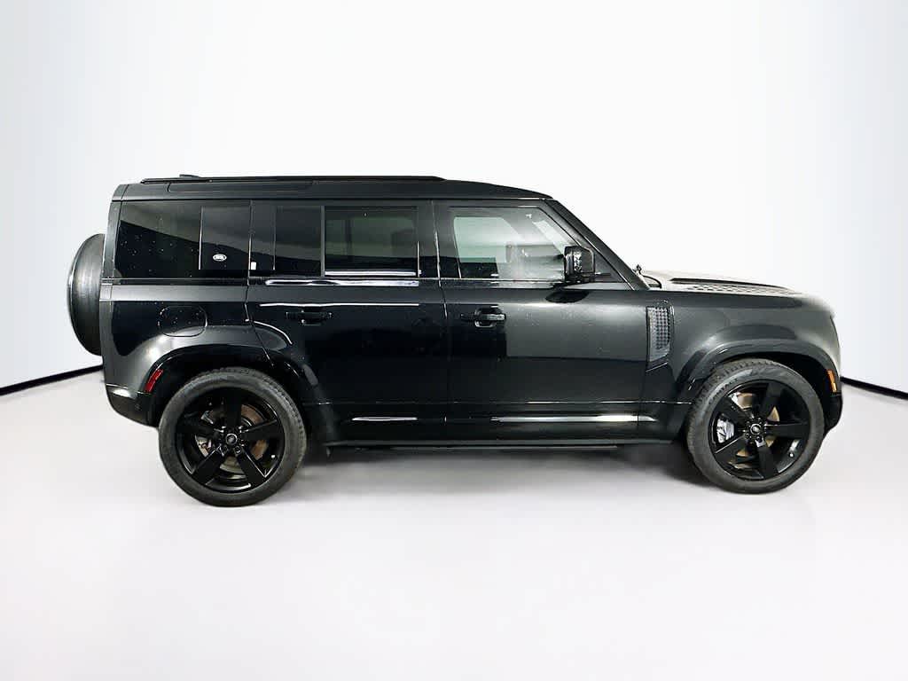 Thumbnail: 2024 Land Rover Defender - 25