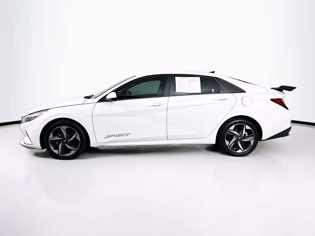 Thumbnail: 2023 Hyundai Elantra - 3
