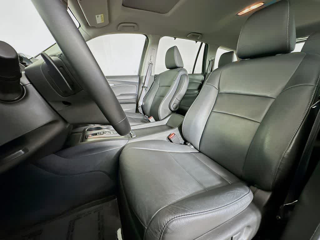 Thumbnail: 2022 Honda Pilot - 12