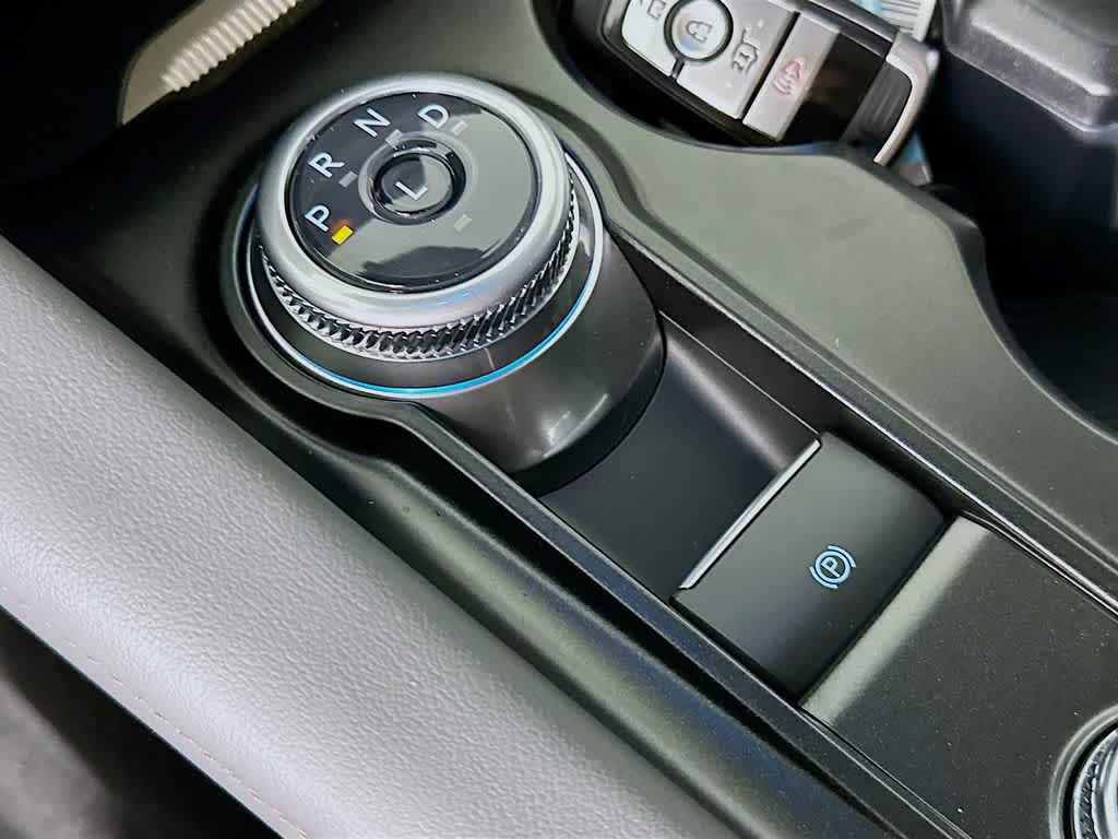 Thumbnail: 2025 Ford Explorer - 17