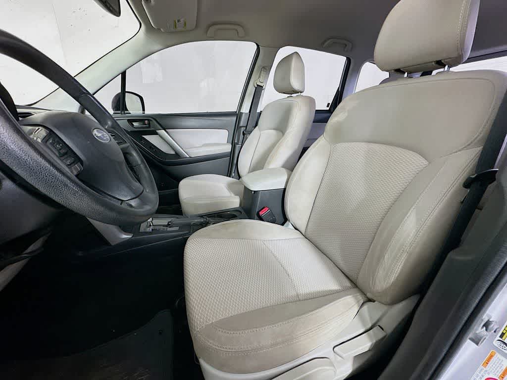 Thumbnail: 2016 Subaru Forester - 12