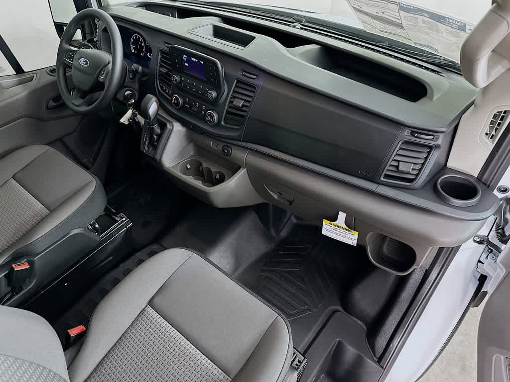 Thumbnail: 2025 Ford Econoline - 30