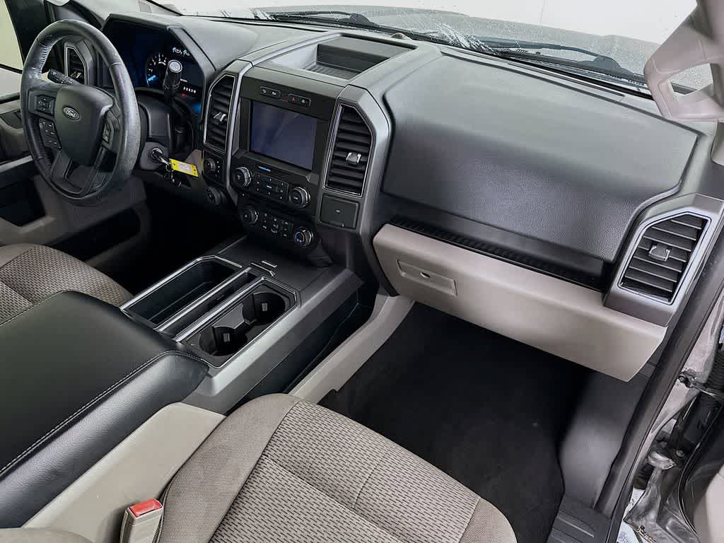 Thumbnail: 2018 Ford F-150 - 32