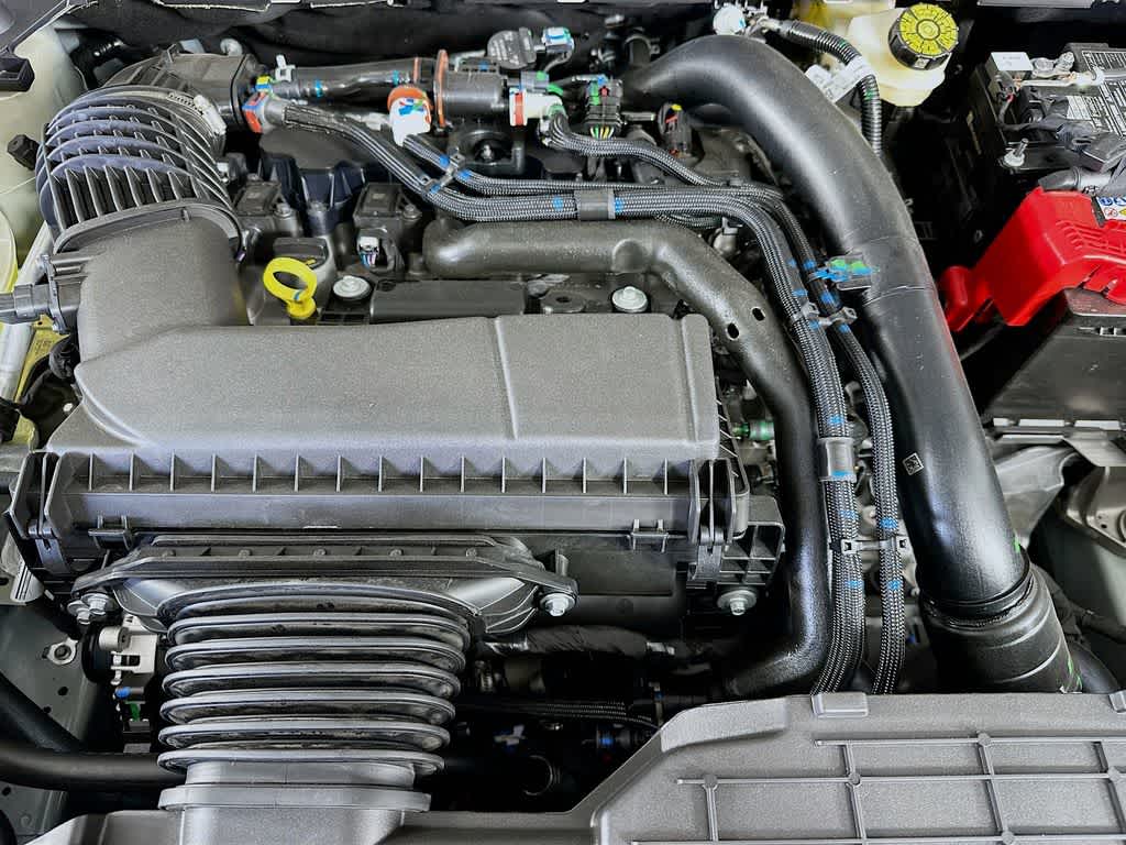 Thumbnail: 2025 Ford Maverick - 9