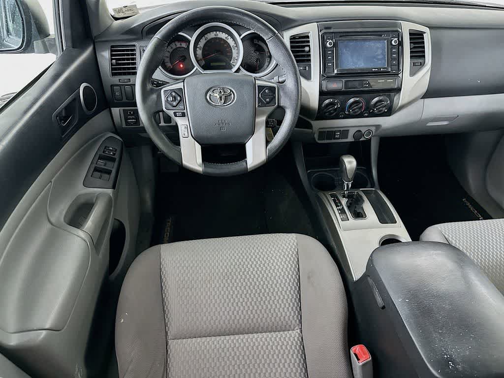 Thumbnail: 2014 Toyota Tacoma - 10