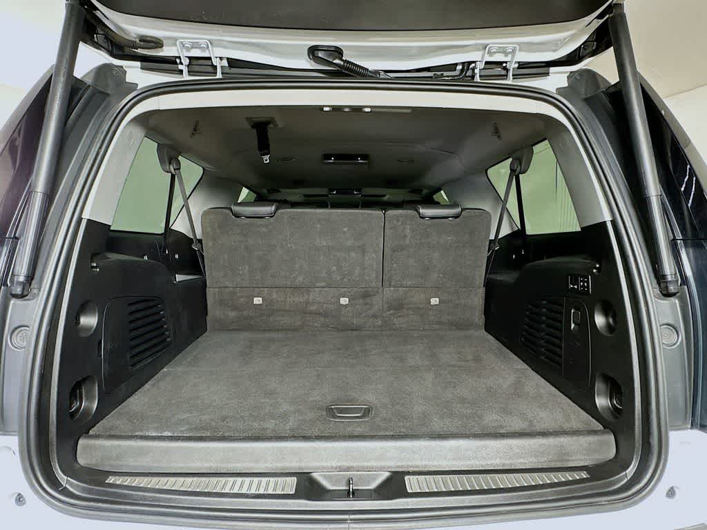 Thumbnail: 2019 GMC Yukon XL - 21