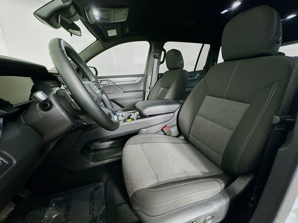 Thumbnail: 2025 GMC Acadia - 12