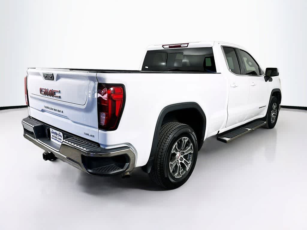 Thumbnail: 2022 GMC Sierra 1500 - 23