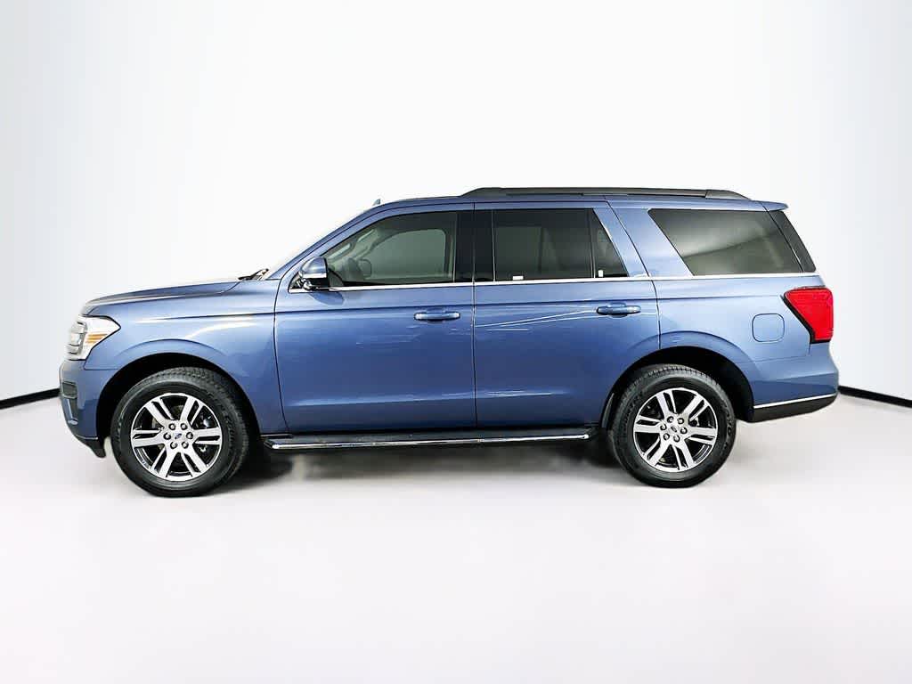 Thumbnail: 2022 Ford Expedition - 3