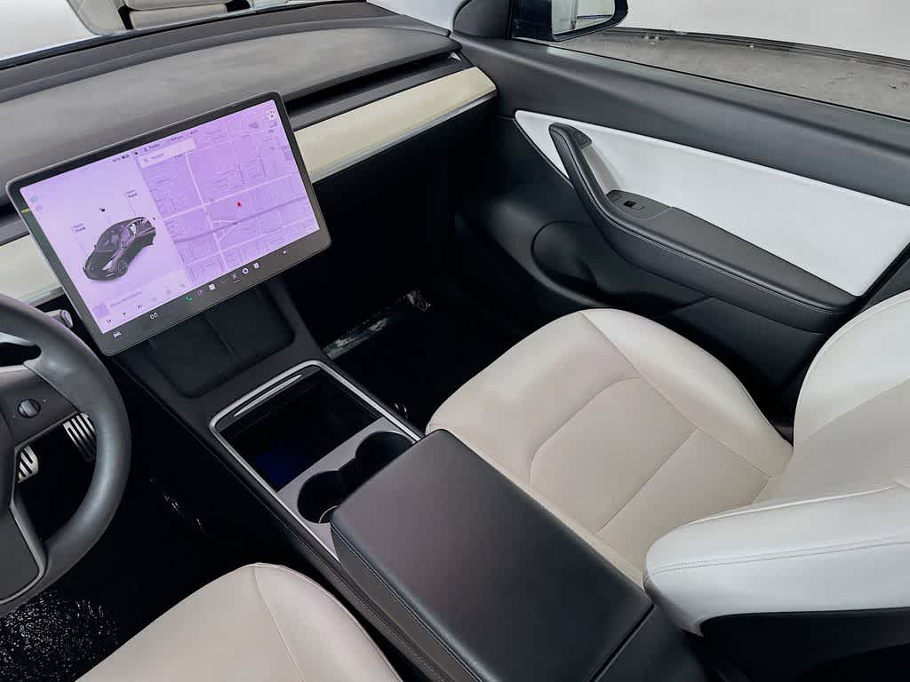 Thumbnail: 2022 Tesla Model Y - 11