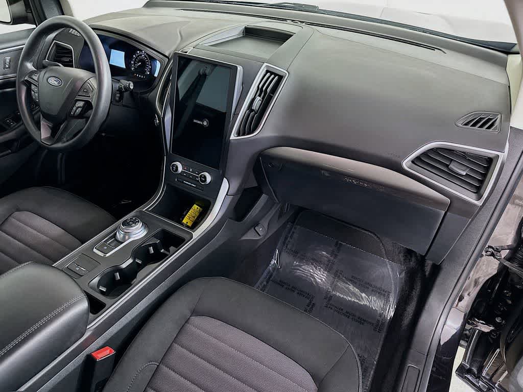 Thumbnail: 2022 Ford Edge - 31