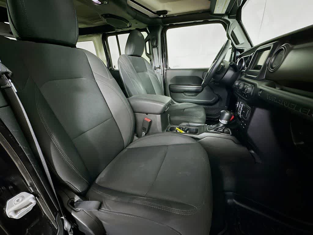 Thumbnail: 2018 Jeep Wrangler - 15