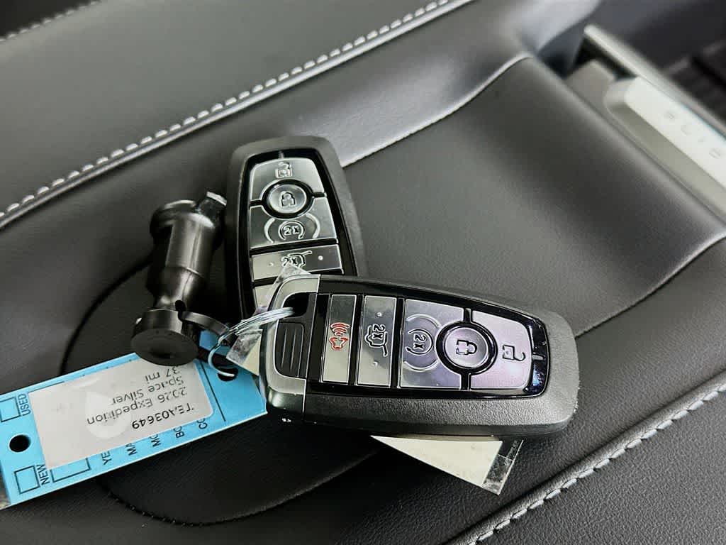 Thumbnail: 2026 Ford Expedition - 21