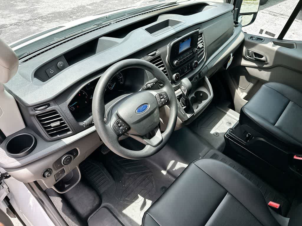 Thumbnail: 2025 Ford Transit Series - 2