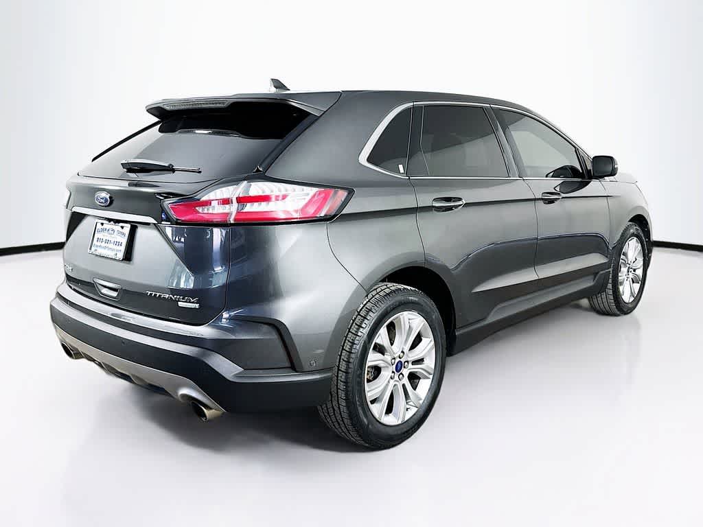 Thumbnail: 2019 Ford Edge - 24