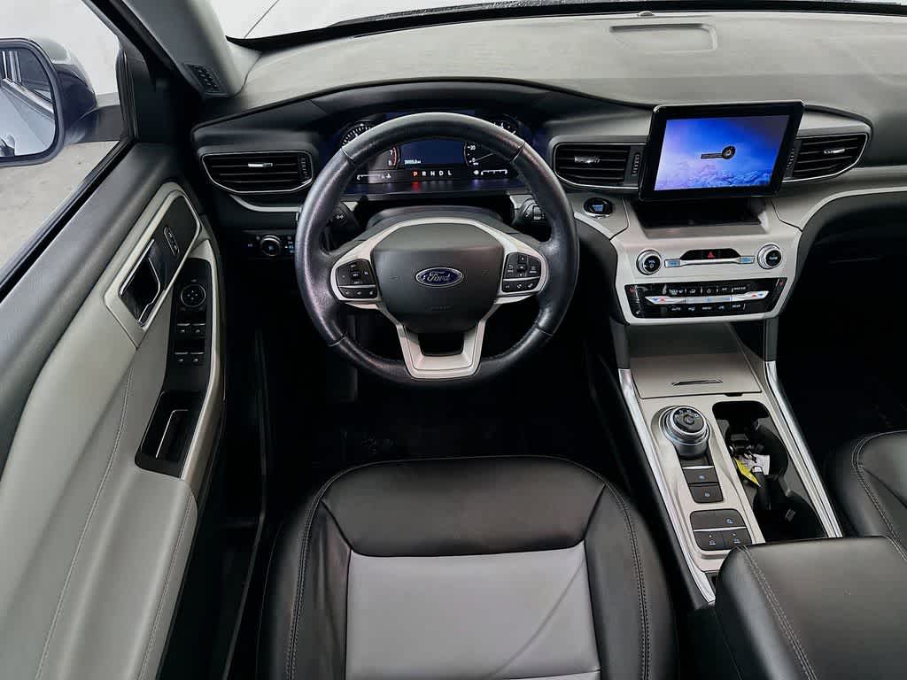 Thumbnail: 2022 Ford Explorer - 10