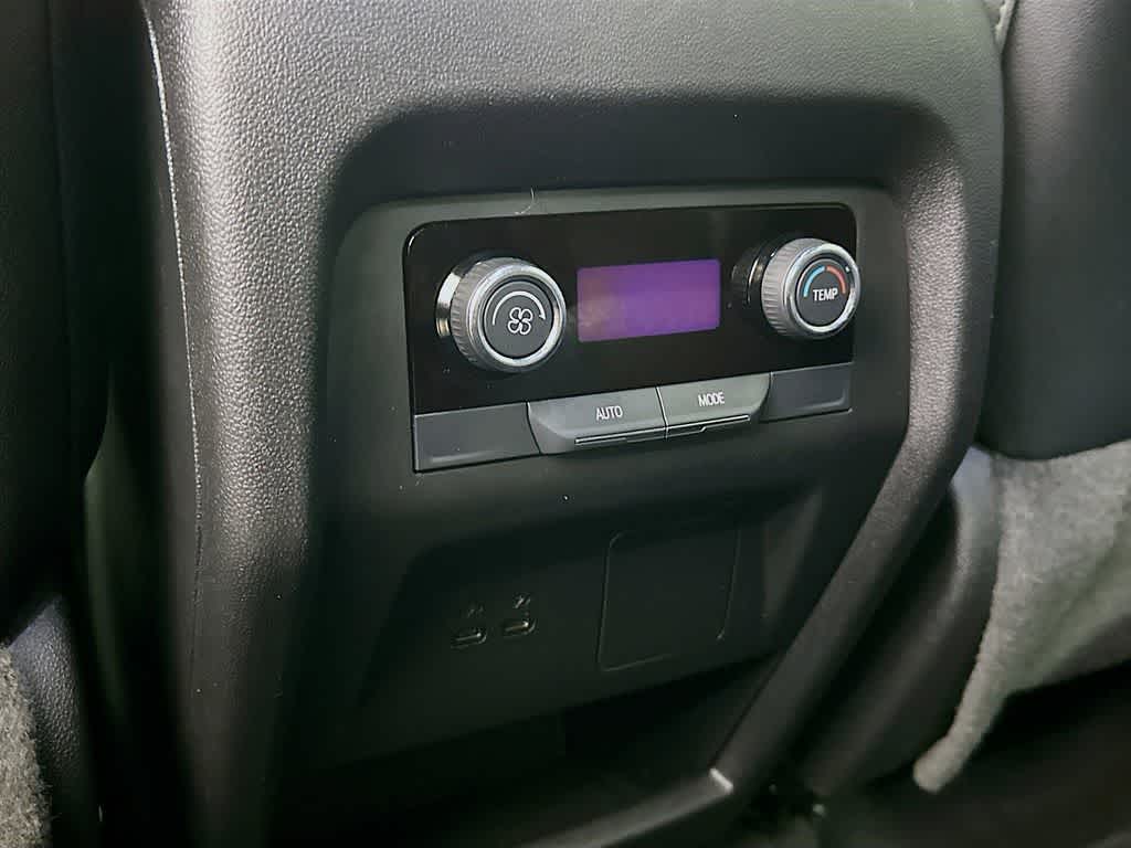 Thumbnail: 2025 Chevrolet Traverse - 13