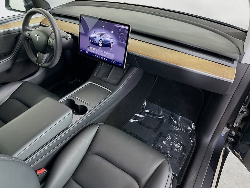 Thumbnail: 2024 Tesla Model Y - 32