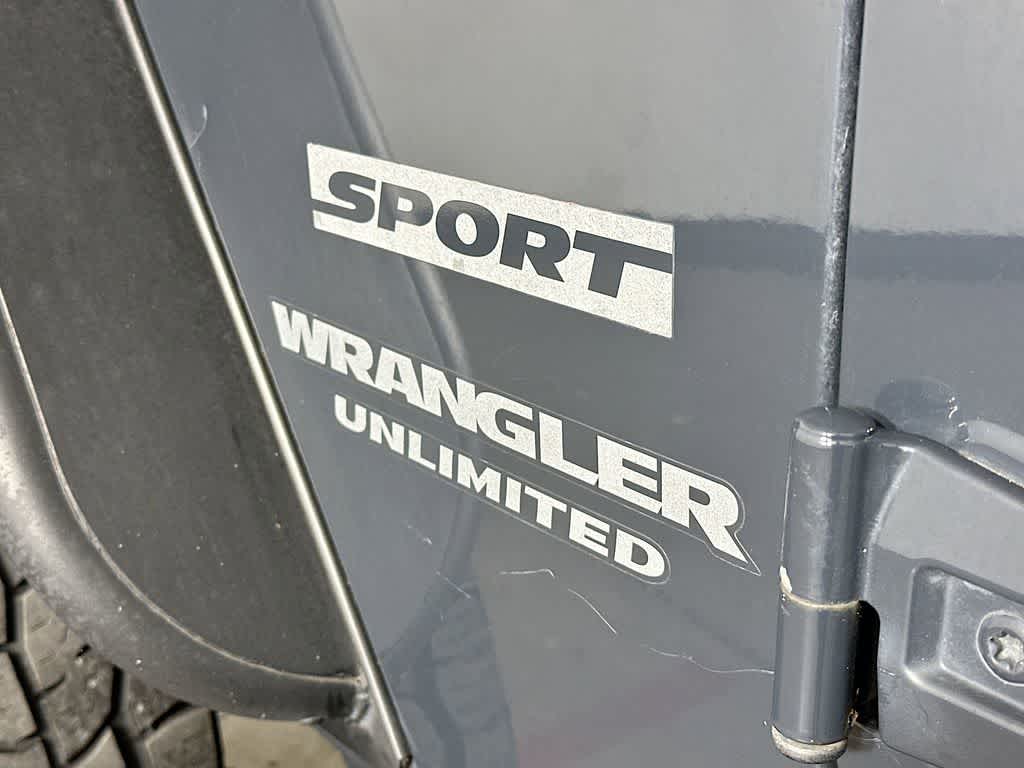 Thumbnail: 2017 Jeep Wrangler - 7