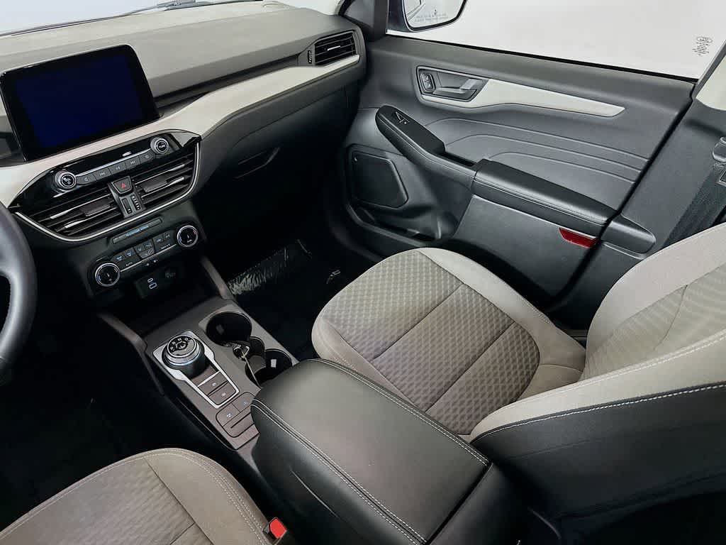 Thumbnail: 2022 Ford Escape - 11