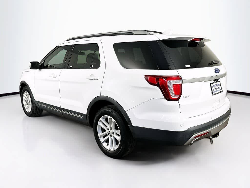 Thumbnail: 2017 Ford Explorer - 4