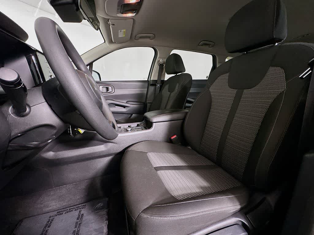 Thumbnail: 2023 Kia Sorento - 12