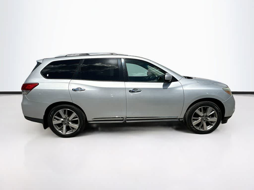 Thumbnail: 2014 Nissan Pathfinder - 26