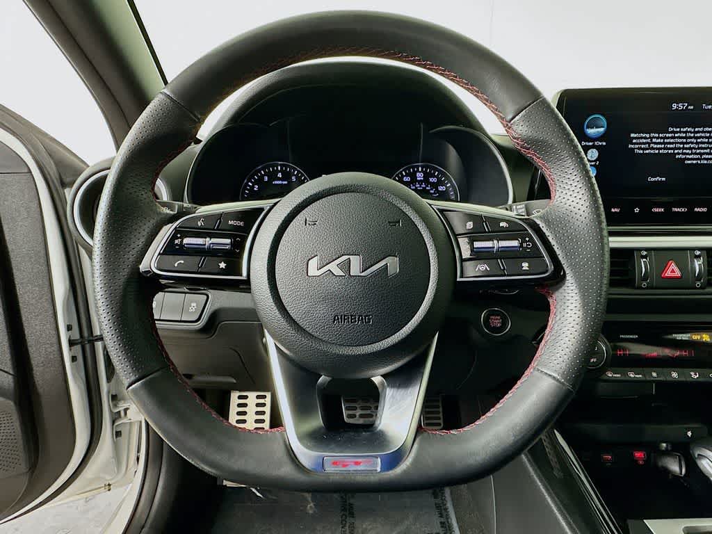 Thumbnail: 2024 Kia Forte - 16