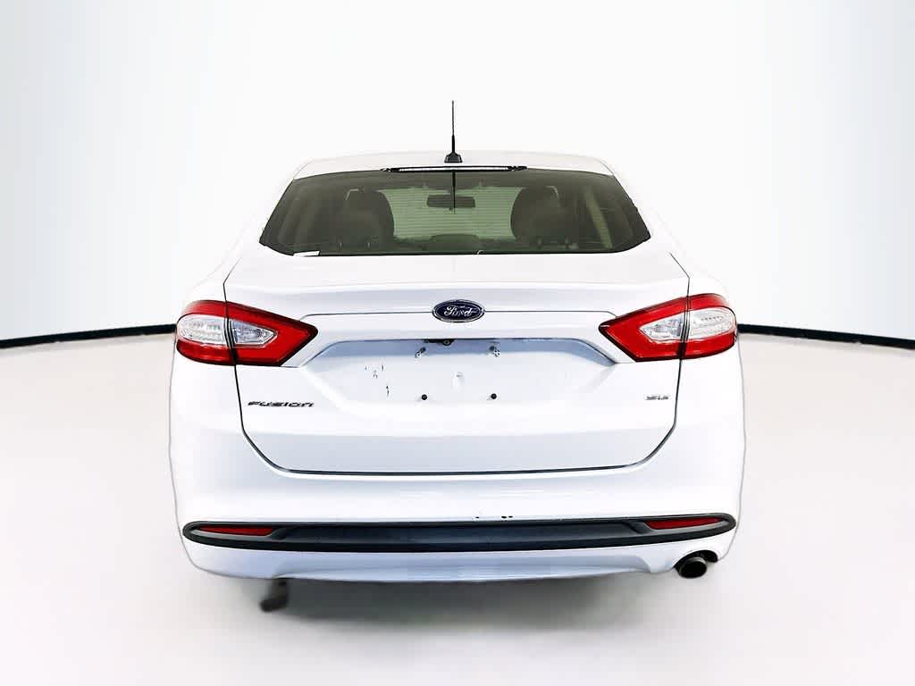 Thumbnail: 2016 Ford Fusion - 5