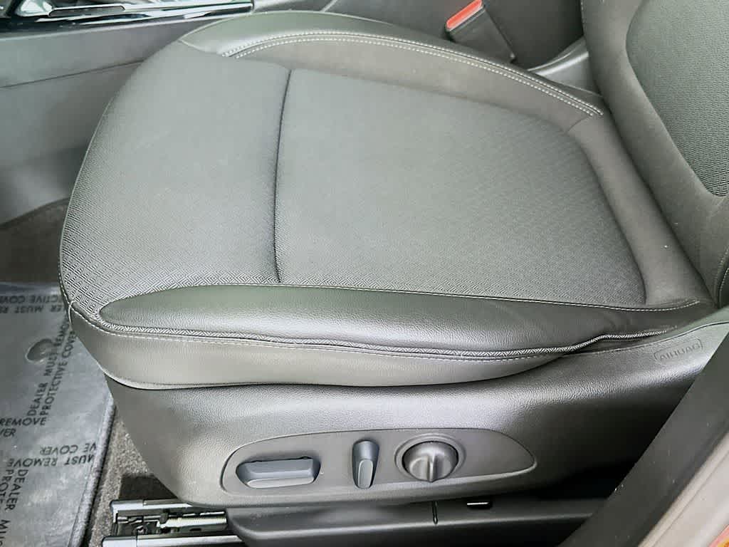 2023 Buick Encore GX Preferred 28