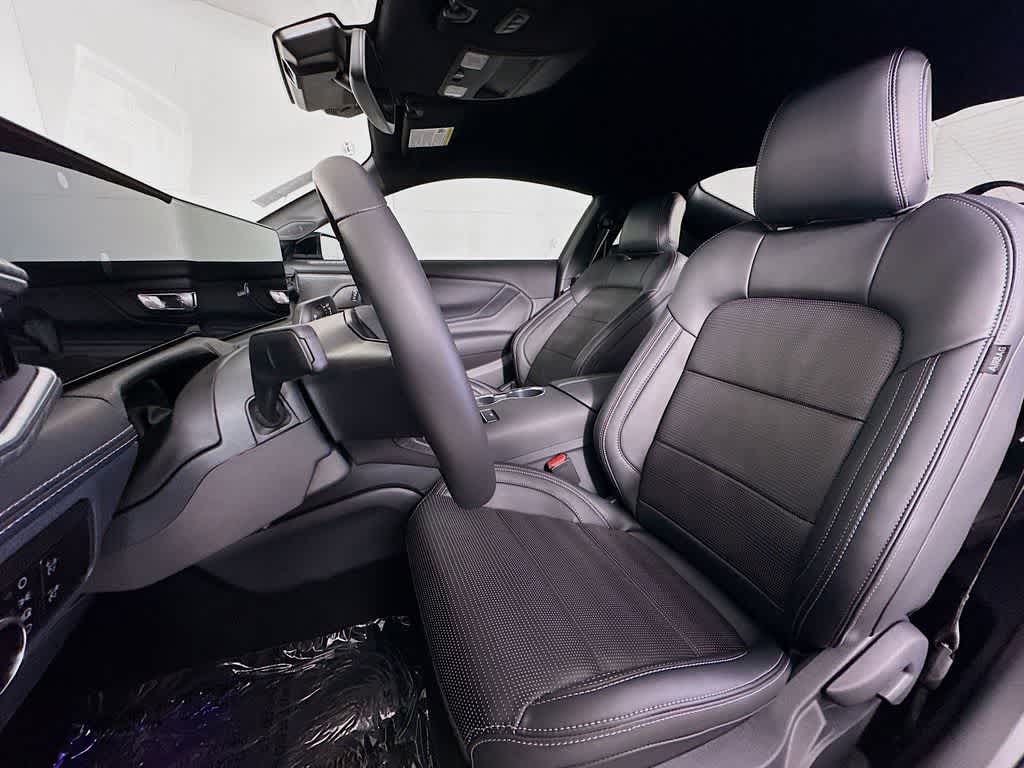 Thumbnail: 2025 Ford Mustang - 12