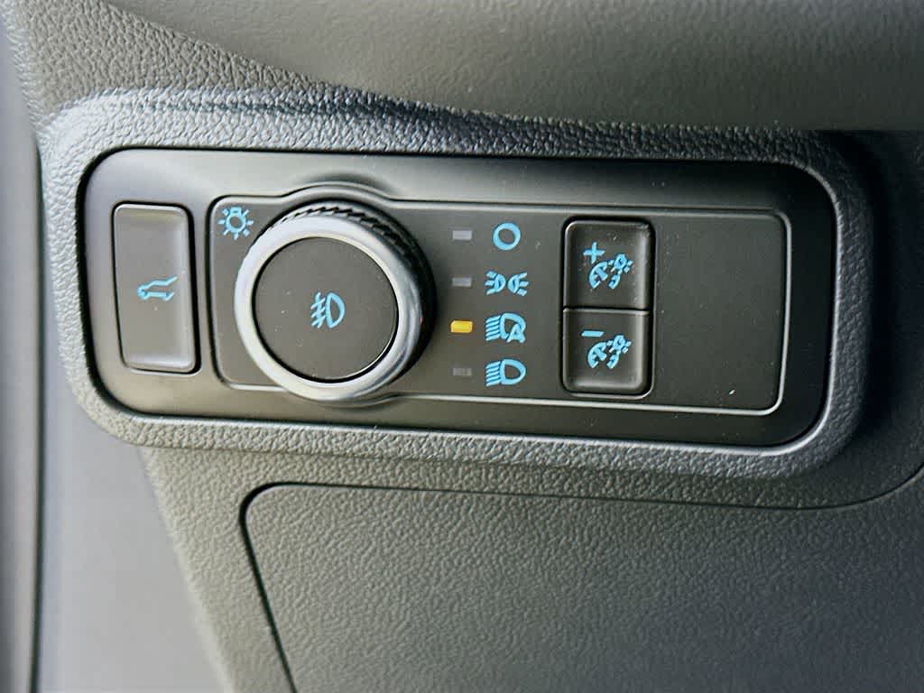 Thumbnail: 2026 Ford Explorer - 25