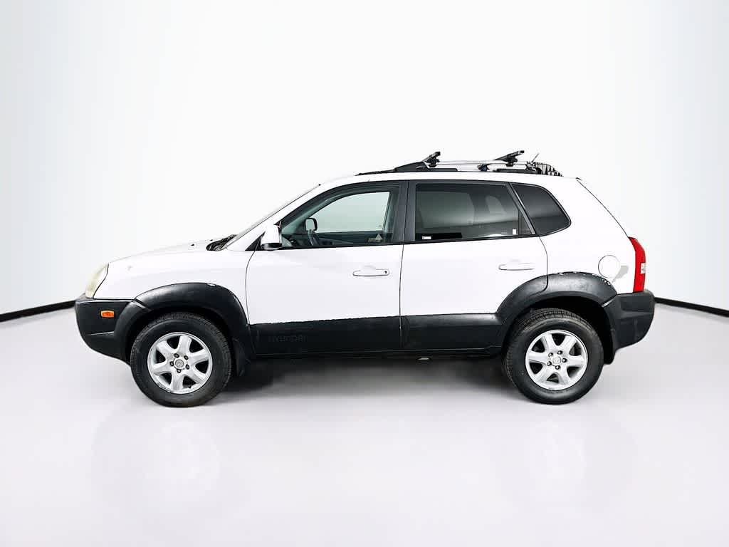 Thumbnail: 2005 Hyundai Tucson - 3
