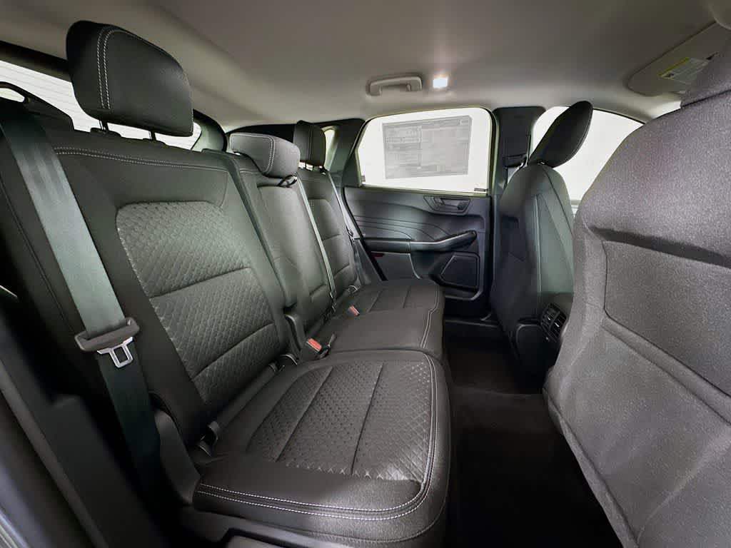 Thumbnail: 2025 Ford Escape - 31