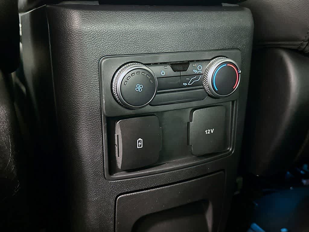 Thumbnail: 2022 Ford Explorer - 13