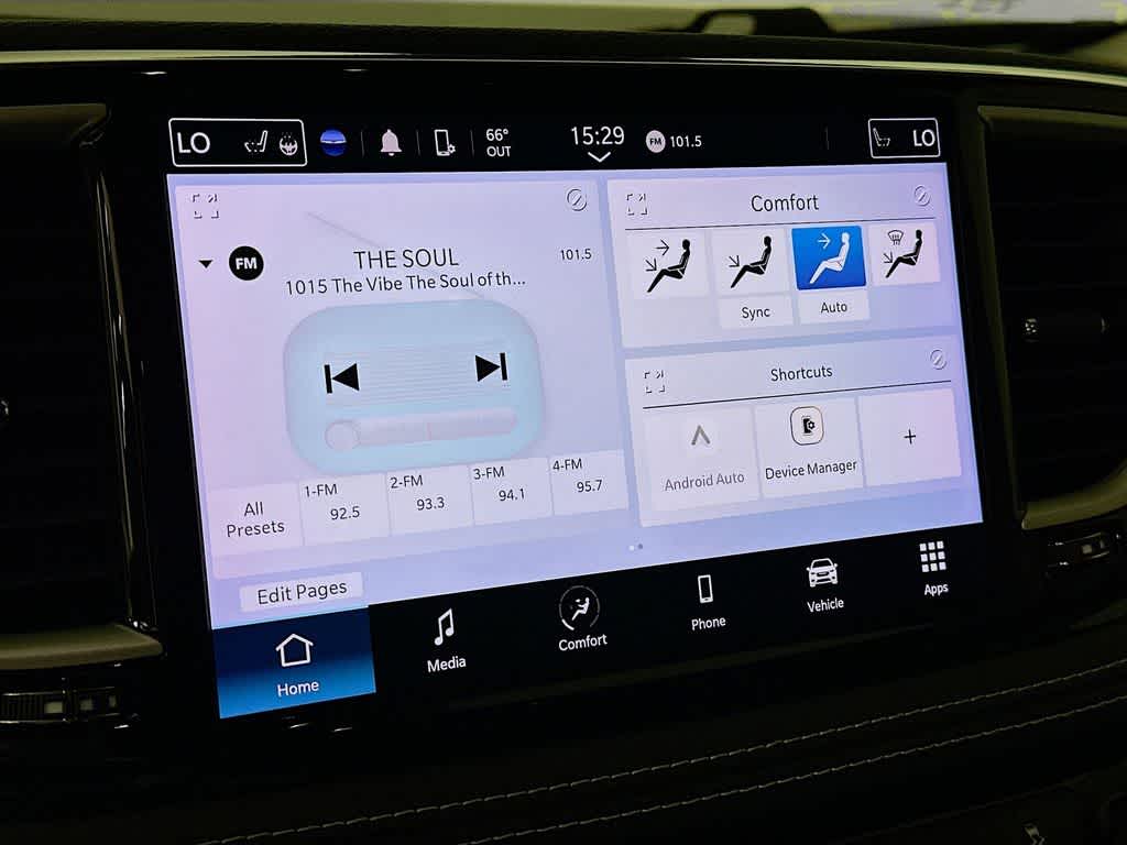 Thumbnail: 2022 Chrysler Pacifica - 16