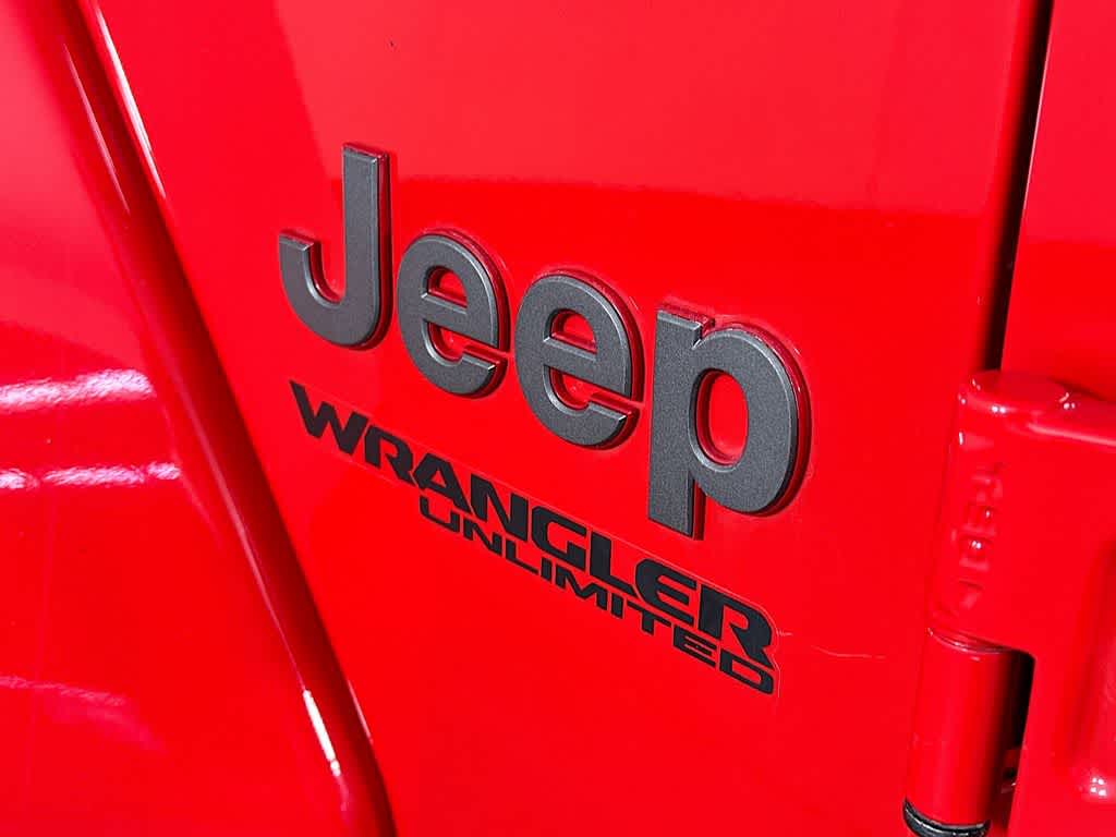 Thumbnail: 2022 Jeep Wrangler - 7