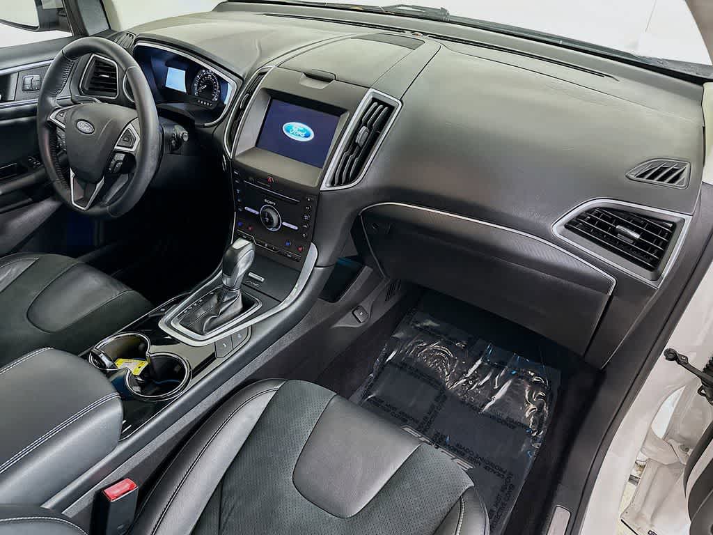 Thumbnail: 2016 Ford Edge - 34