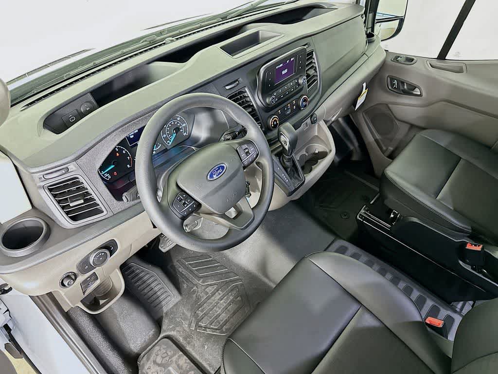 Thumbnail: 2025 Ford Transit Series - 2