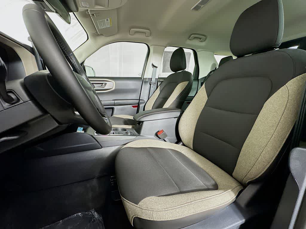 Thumbnail: 2025 Ford Bronco Sport - 12