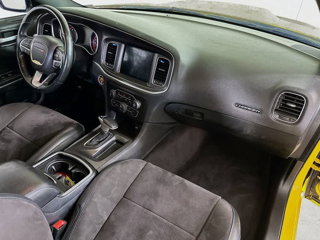 Thumbnail: 2017 Dodge Charger - 34