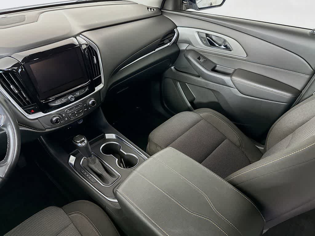 Thumbnail: 2019 Chevrolet Traverse - 11