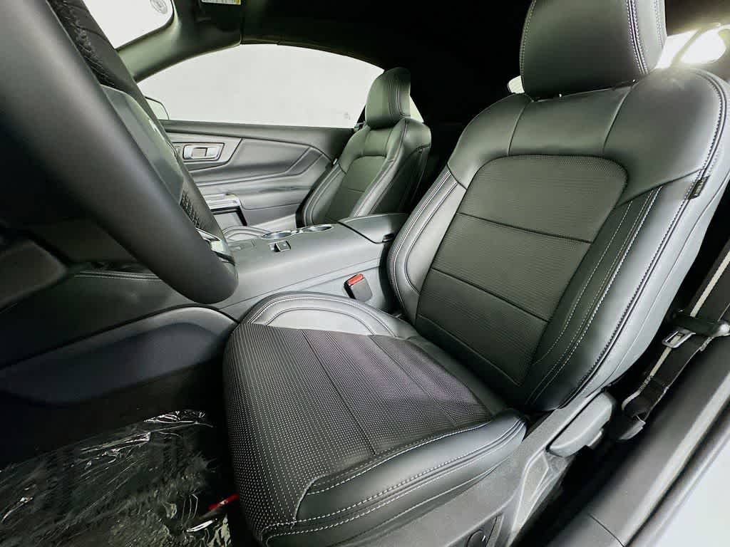 Thumbnail: 2025 Ford Mustang - 11