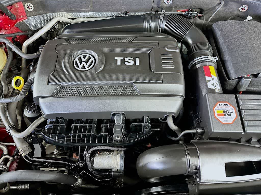 Thumbnail: 2016 Volkswagen Passat - 9