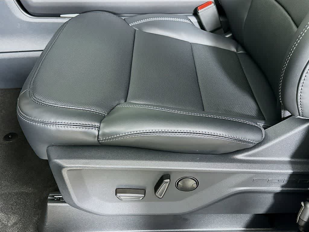 Thumbnail: 2026 Ford Expedition - 31