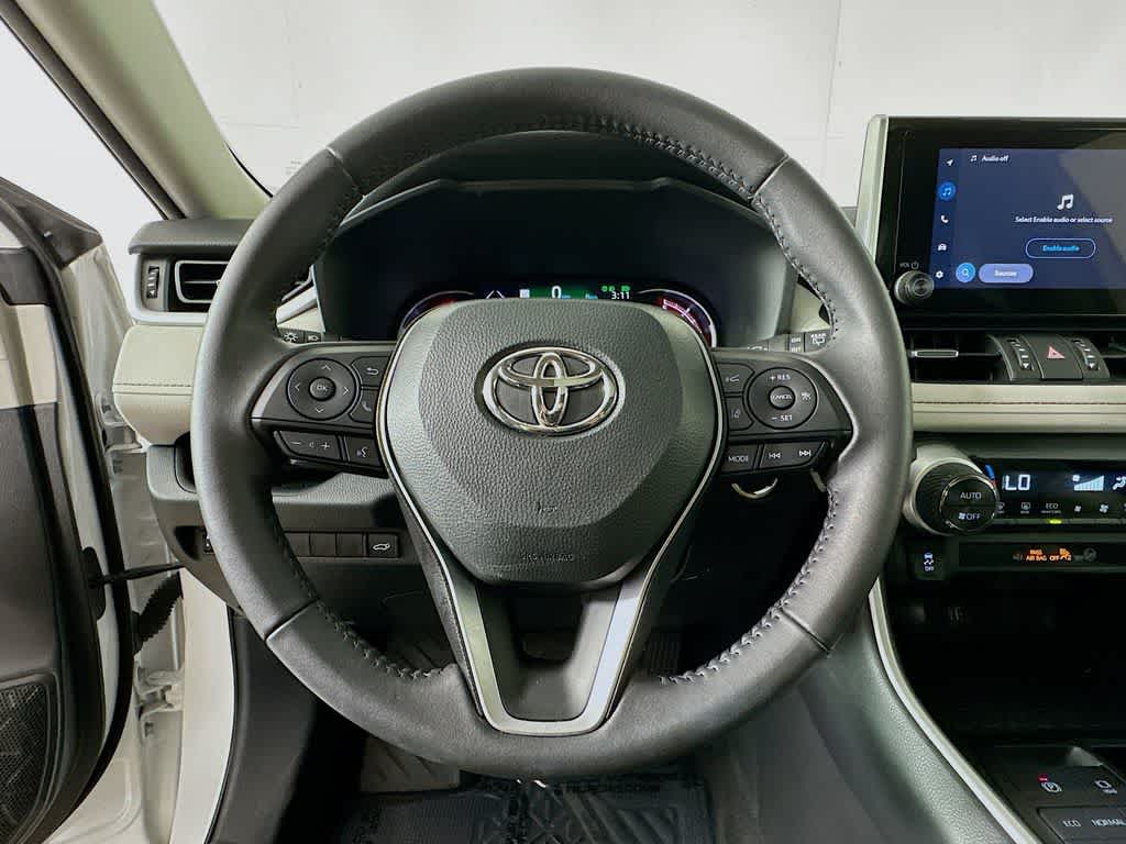 Thumbnail: 2023 Toyota RAV4 - 16
