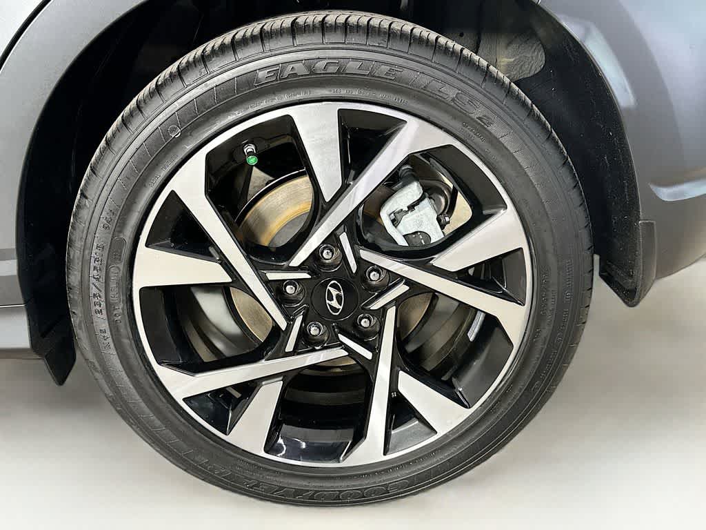 Thumbnail: 2022 Hyundai Kona - 8
